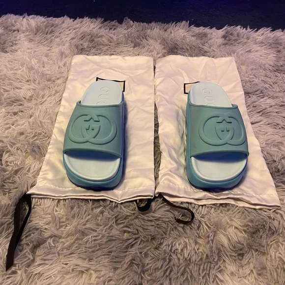 Gucci Blue Slide Sandals - Picture 2 of 4